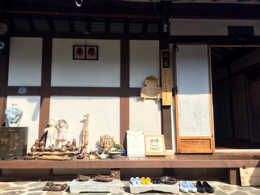 Inyeon Hanok Guesthouse Jeonju Exterior foto