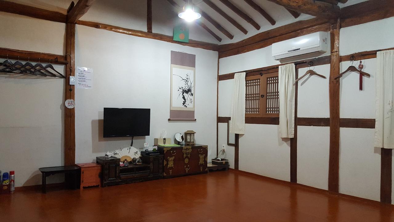 Inyeon Hanok Guesthouse Jeonju Exterior foto