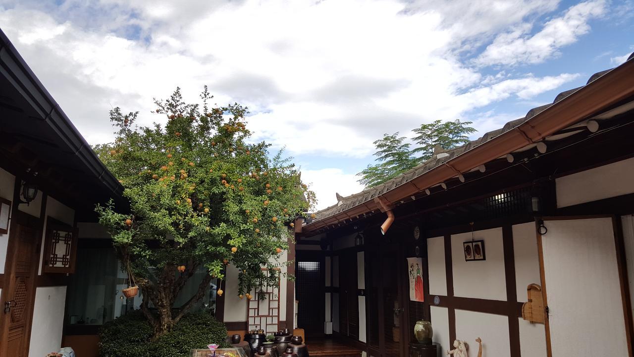 Inyeon Hanok Guesthouse Jeonju Exterior foto