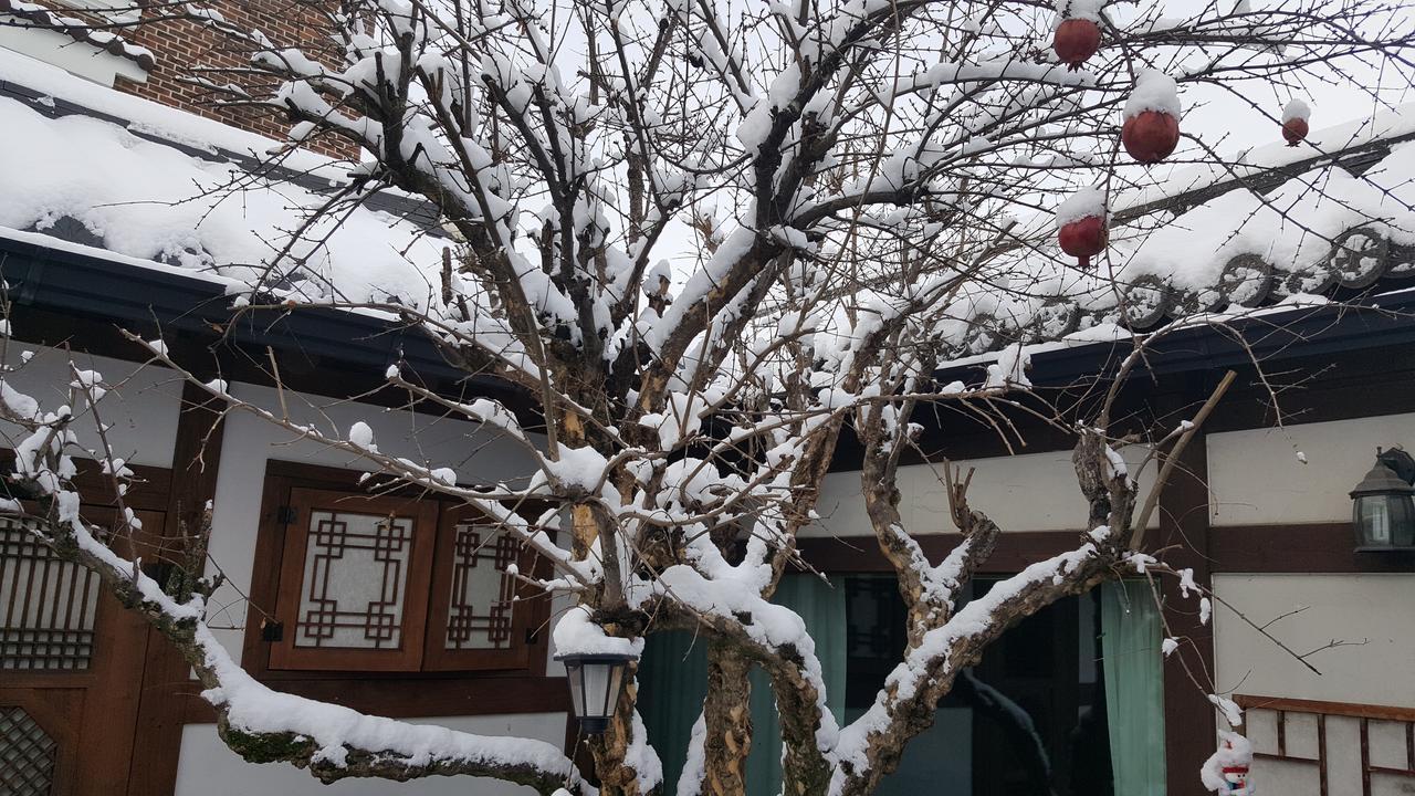 Inyeon Hanok Guesthouse Jeonju Exterior foto
