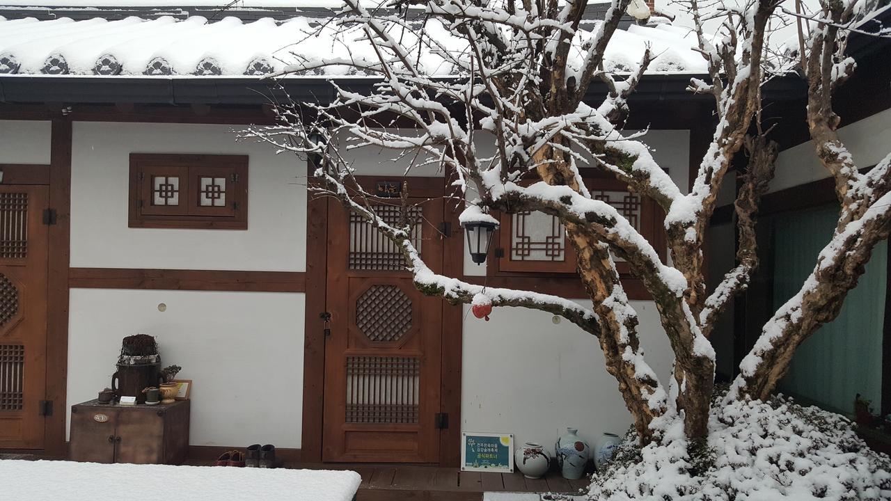 Inyeon Hanok Guesthouse Jeonju Exterior foto