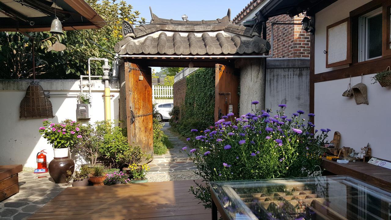 Inyeon Hanok Guesthouse Jeonju Exterior foto